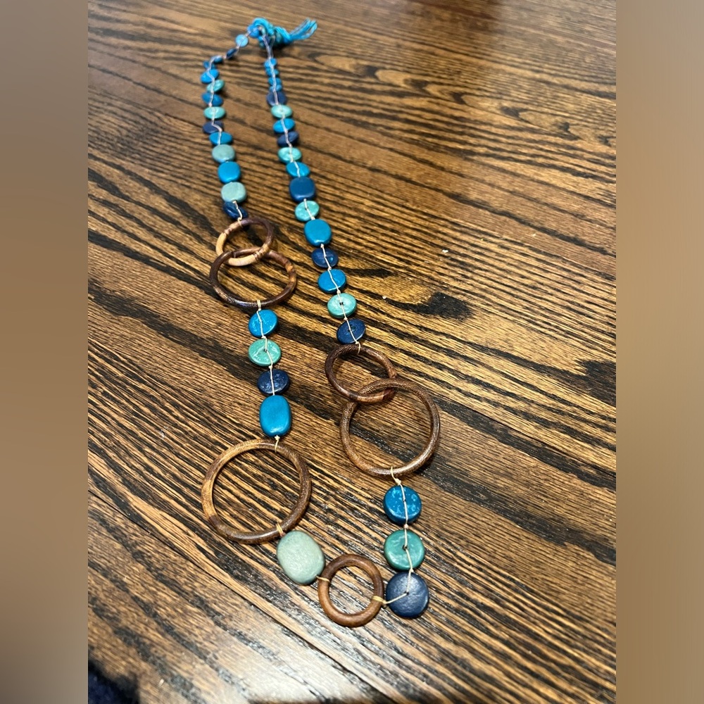 18” blue & walnut wood necklace